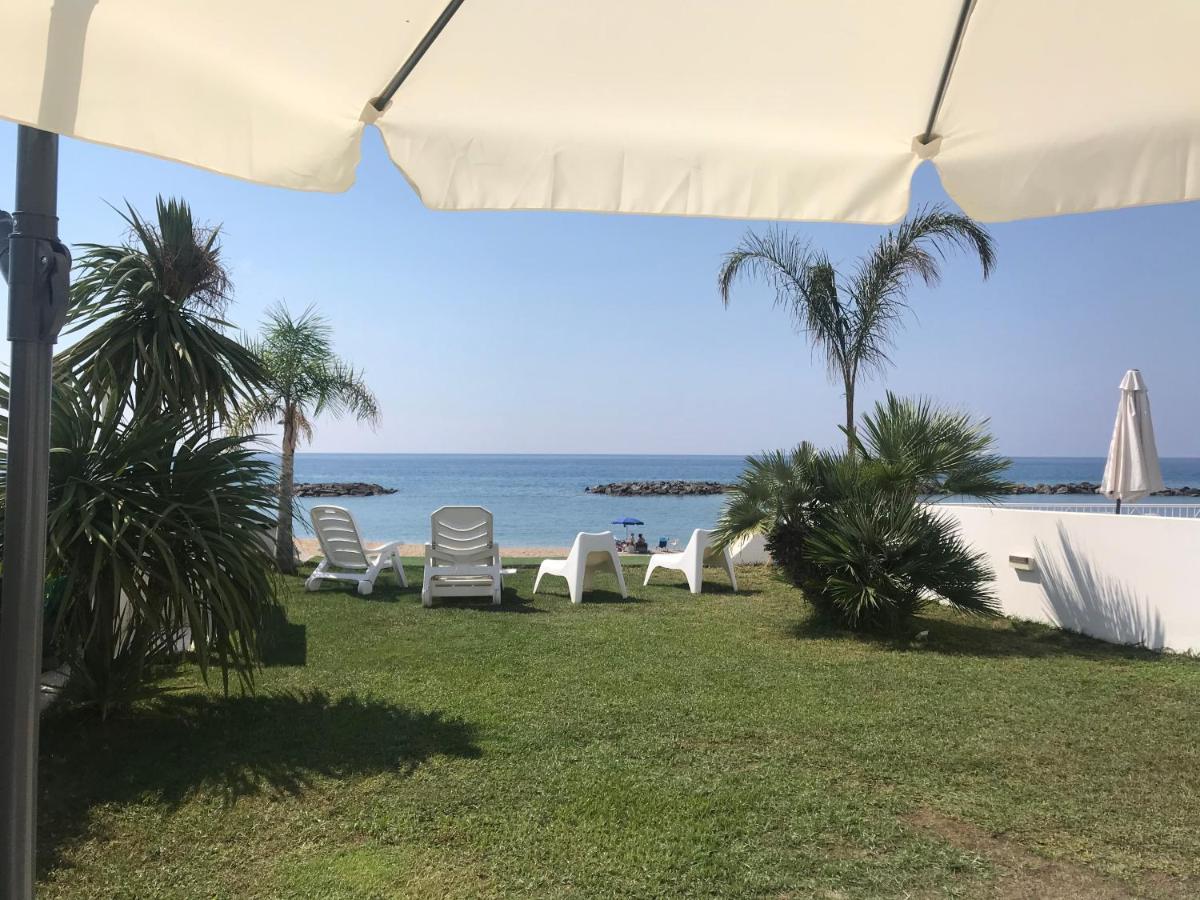 Villa A Diamante Sulla Spiaggia Бельведере-Мариттімо Екстер'єр фото