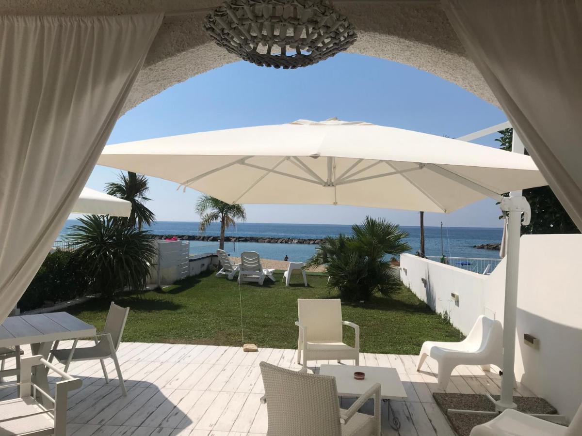 Villa A Diamante Sulla Spiaggia Бельведере-Мариттімо Екстер'єр фото